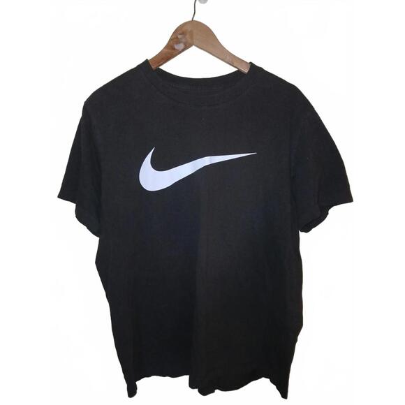 Nike tee,L,good used condition - Picture 1 of 3